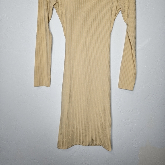 SUPERDOWN Open Back Ribbed Dress in Yellow Size  NWT - Picture 6 of 8